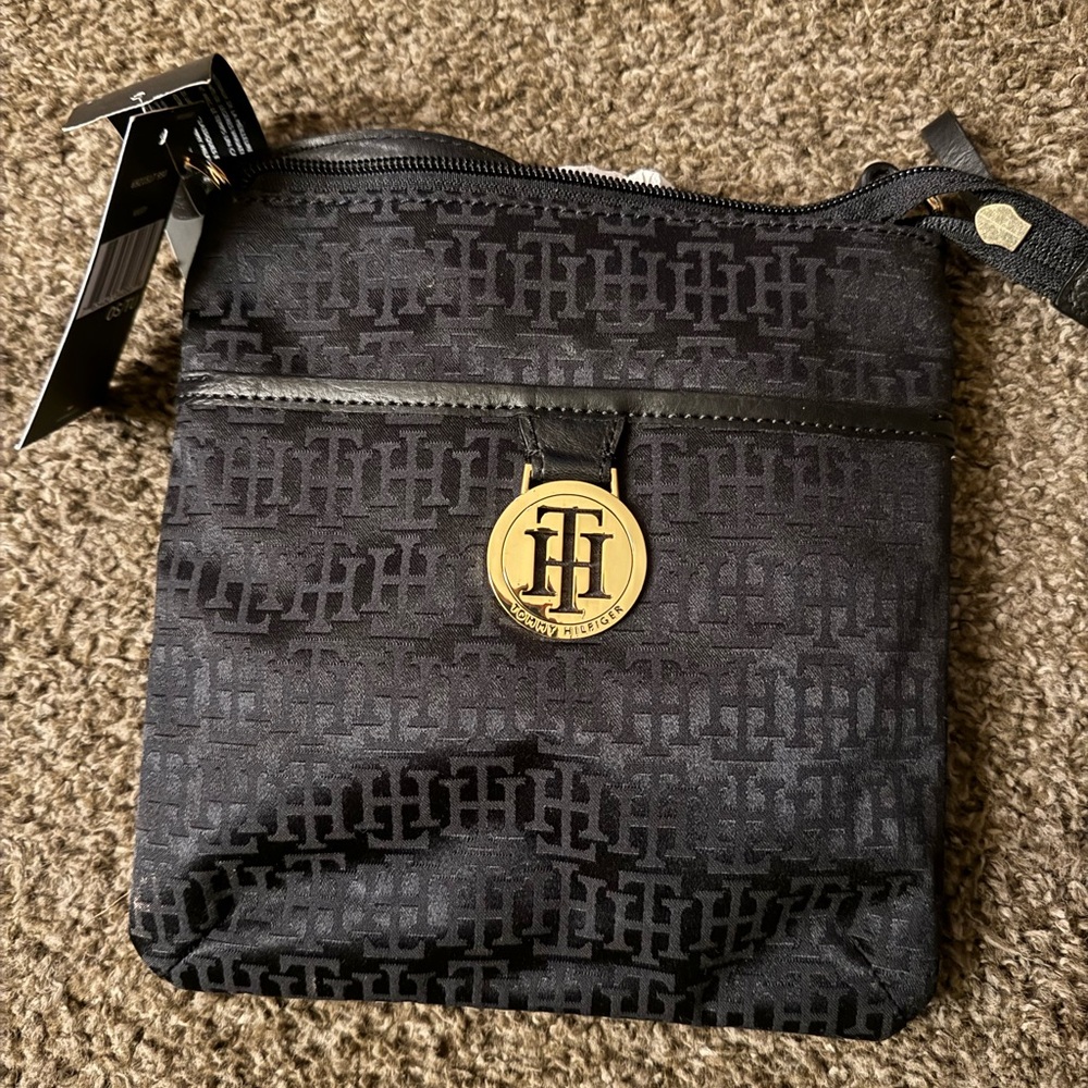 Tommy hill purse